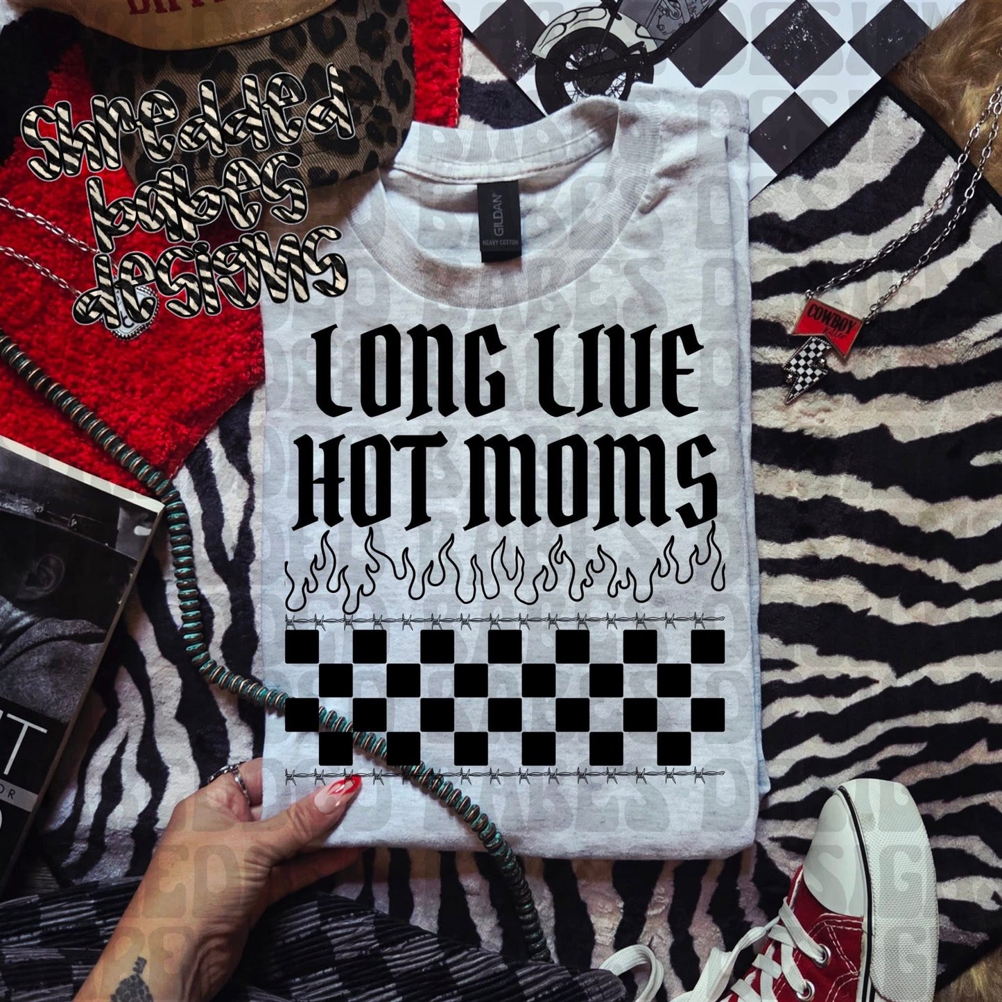 LL Hot Moms