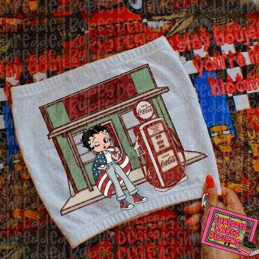 Betty Cola PNG